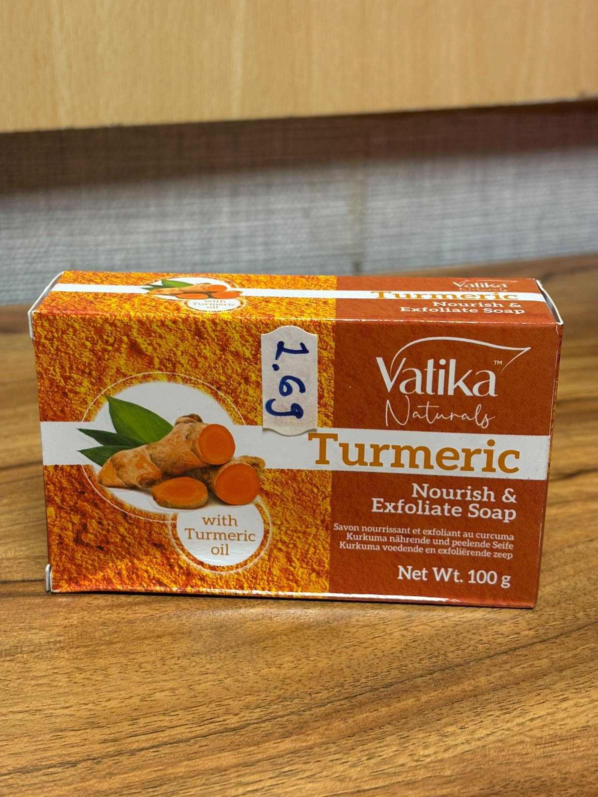 Vatika Naturals Turmeric nourish & exfoliate soap 100g