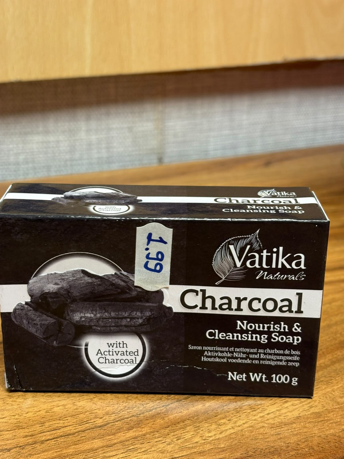Vatika Naturals Charcoal nourish & Cleansing soap 100g